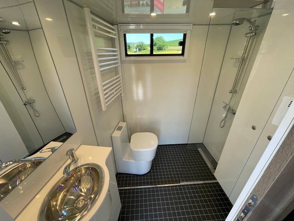 Camión para caballos Man MAN 0 Nuevo