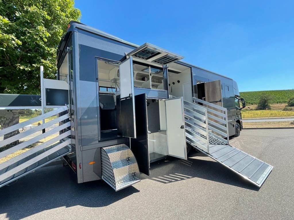 Camión para caballos Man MAN 0 Nuevo