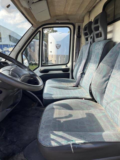 Furgoneta para caballos Citroen Jumper 2001 De segunda mano
