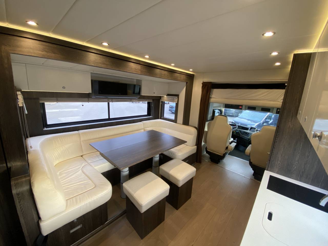 Camión para caballos STX  2014 De segunda mano