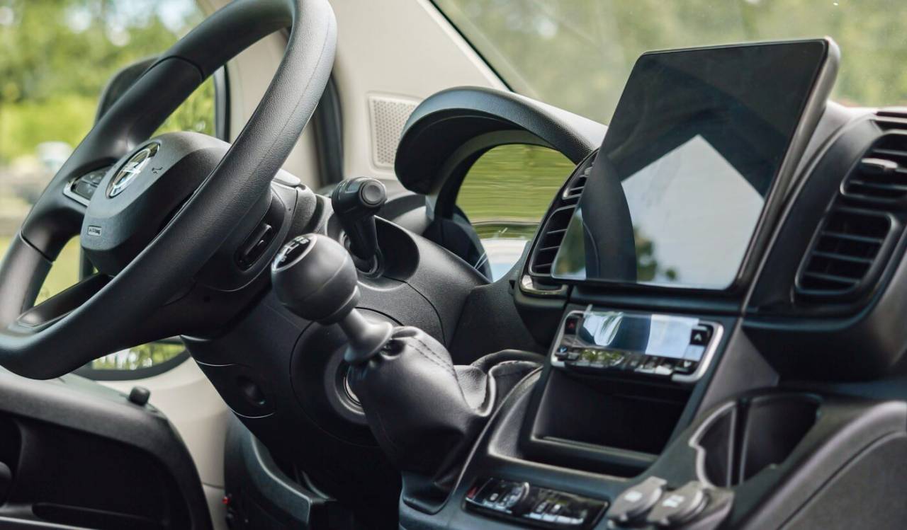 Furgoneta para caballos AKX Akx stallion 2025 Nuevo