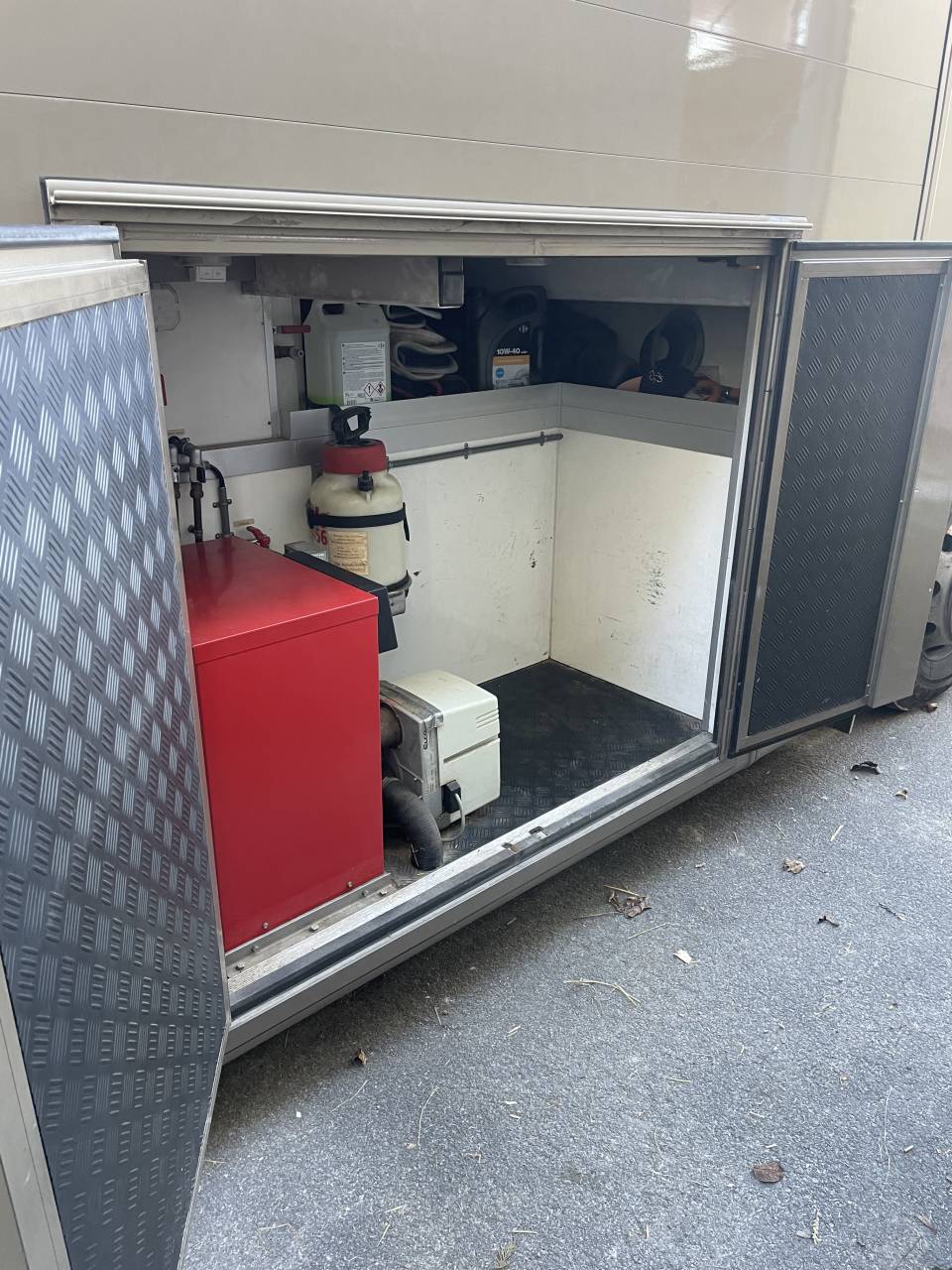 Camión para caballos Roelofsen Man  2005 De segunda mano