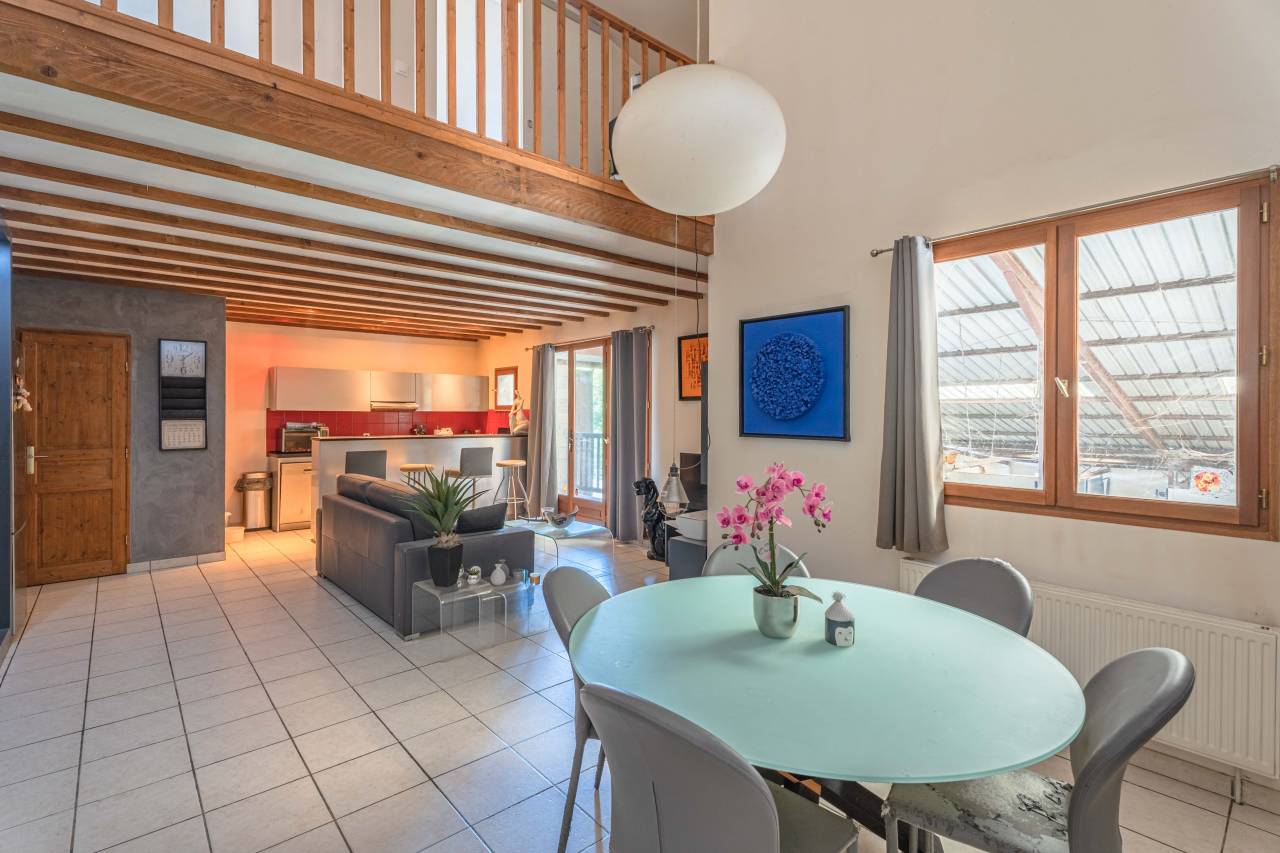 Cuadra de propietarios En venta Yvelines