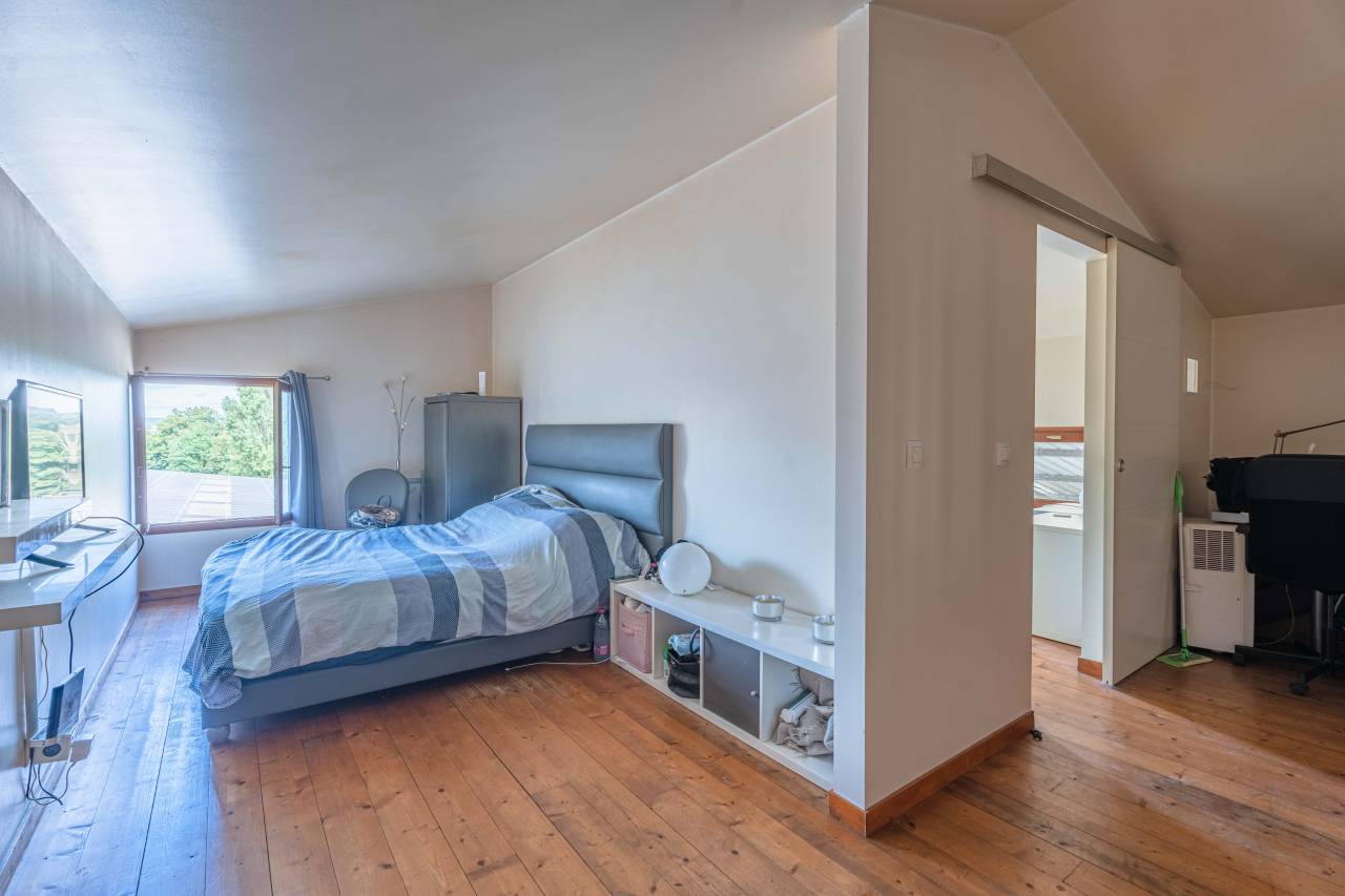 Cuadra de propietarios En venta Yvelines