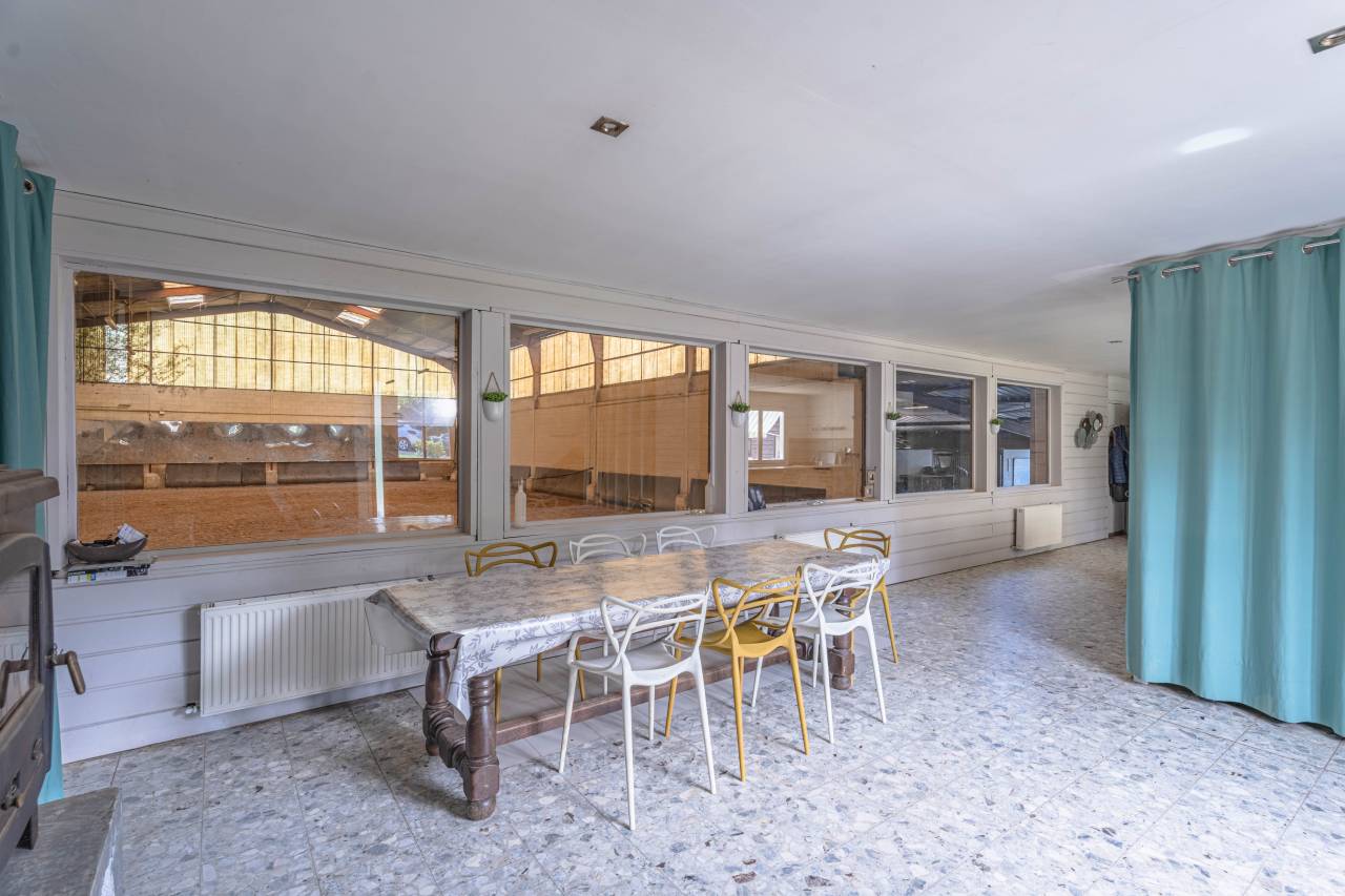 Cuadra de propietarios En venta Yvelines