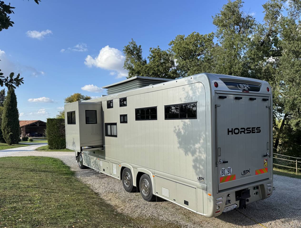 Camión para caballos STX VOLVO 2020 De segunda mano
