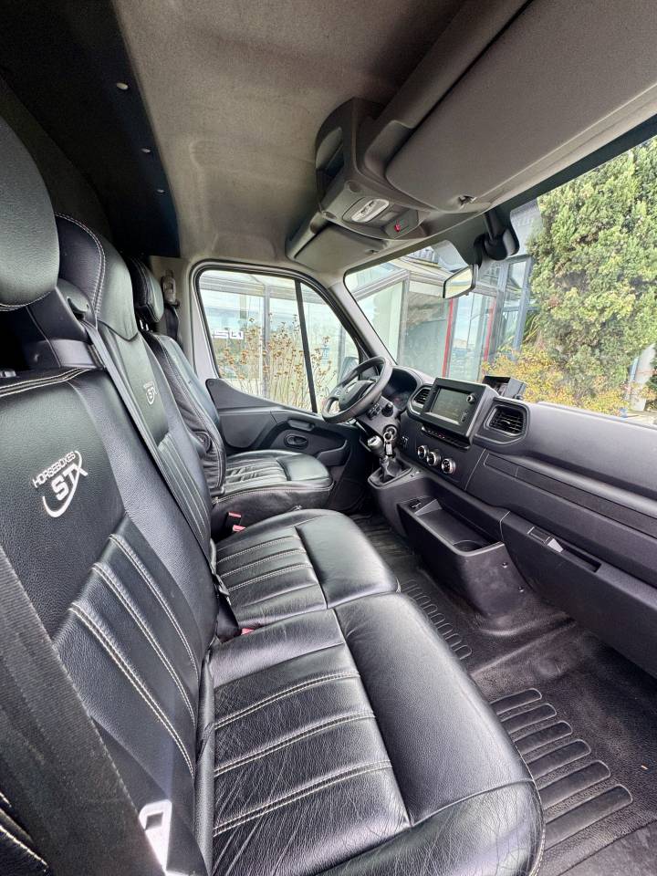 Furgoneta para caballos Renault MASTER STX 2 HORSES  2021 De segunda mano