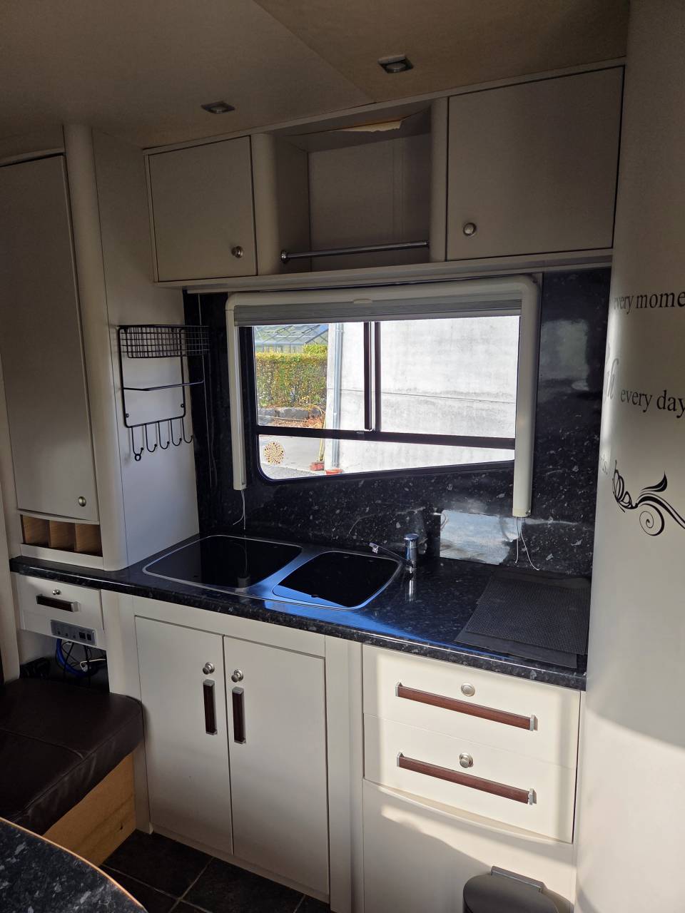 Camión para caballos Isuzu  2009 De segunda mano