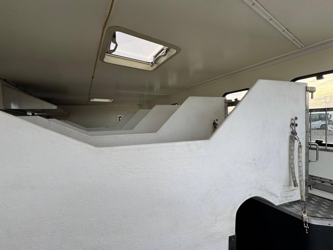 Camión para caballos Volvo VOLVO 2009 De segunda mano