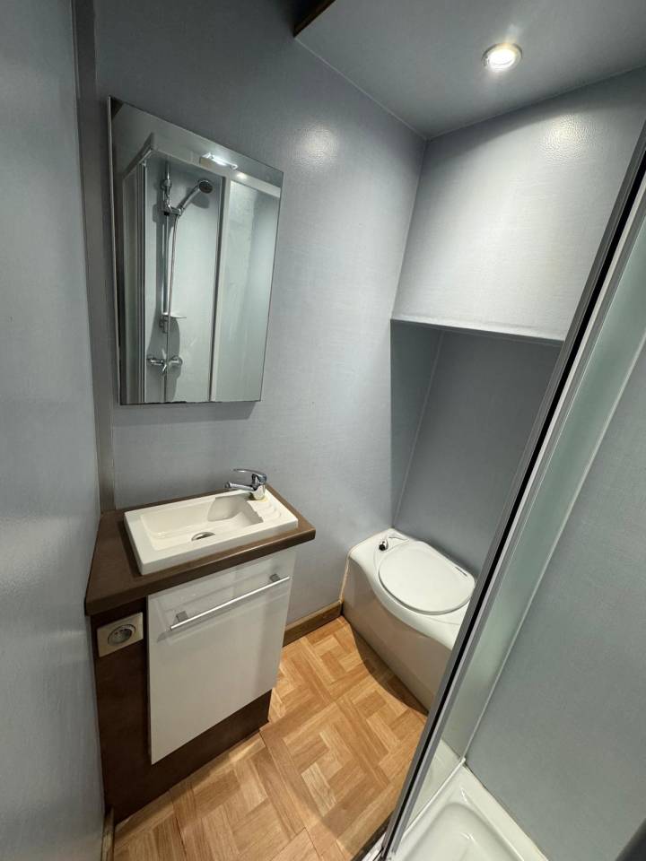 Camión para caballos Volvo VOLVO 2009 De segunda mano