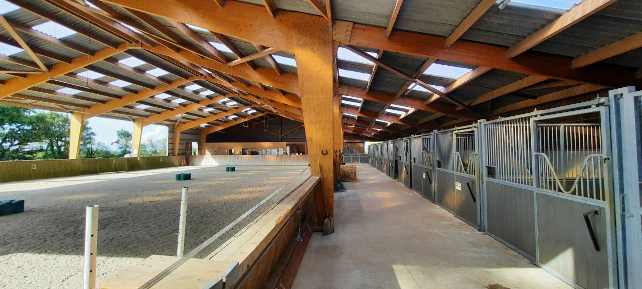 Cuadra de propietarios En venta Deux-Sèvres