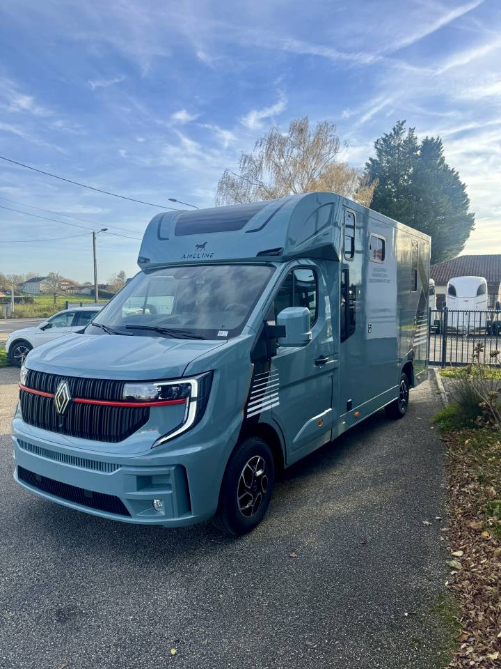 Furgoneta para caballos Ameline RENAULT MASTER HARAS  2025 Nuevo