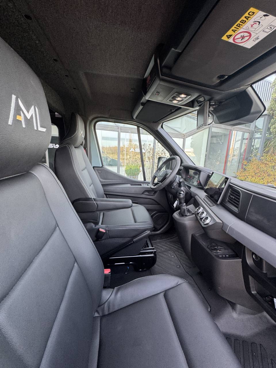 Furgoneta para caballos Ameline RENAULT MASTER HARAS  2025 Nuevo