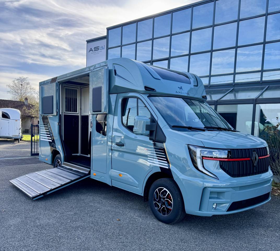 Furgoneta para caballos Ameline RENAULT MASTER HARAS  2025 Nuevo