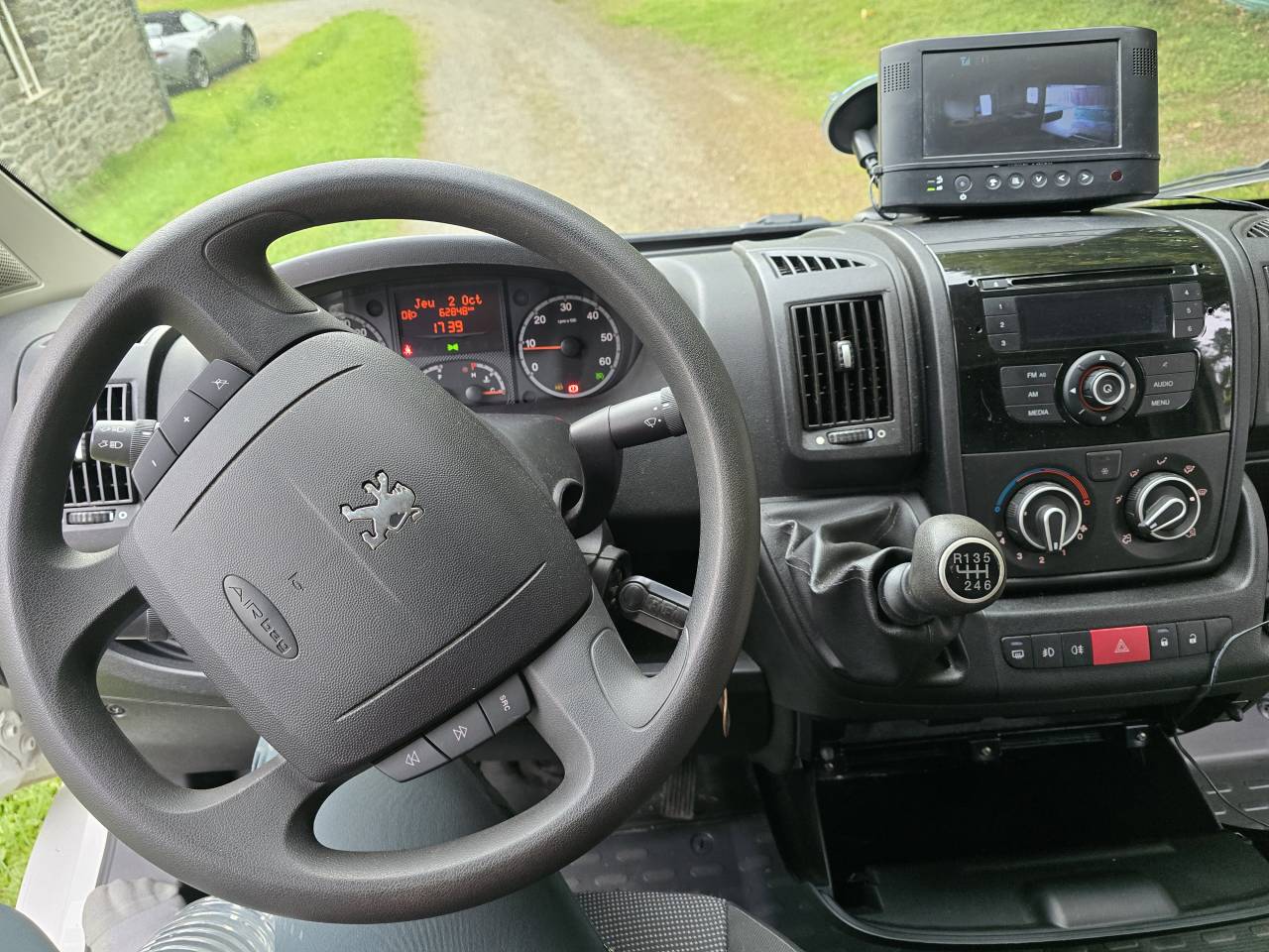 Furgoneta para caballos Equi-Trek Sonic 2012 De segunda mano