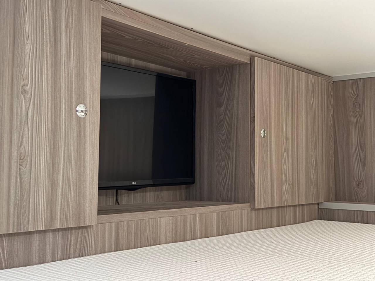 Semirremolque Caballos Scania SEMIE REMORQUE 10 PLACES 2021 De segunda mano