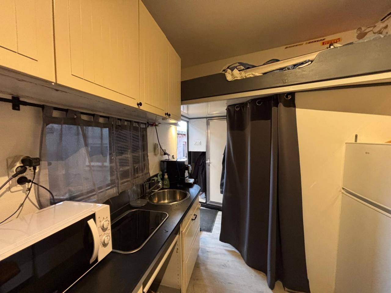 Camión para caballos Renault Midlum 2005 De segunda mano