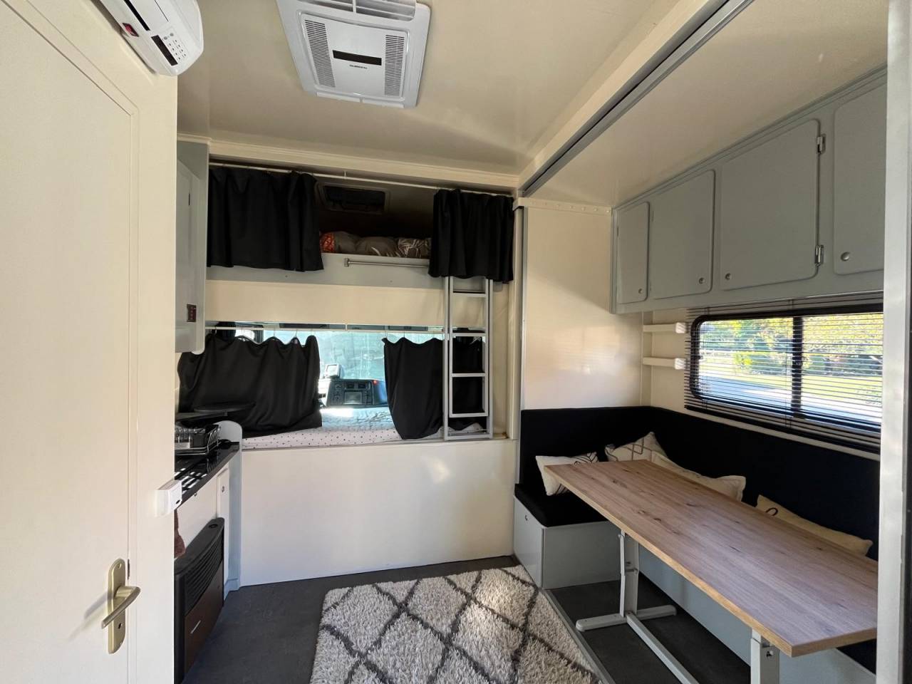 Camión para caballos Renault Premuim 340 1996 De segunda mano