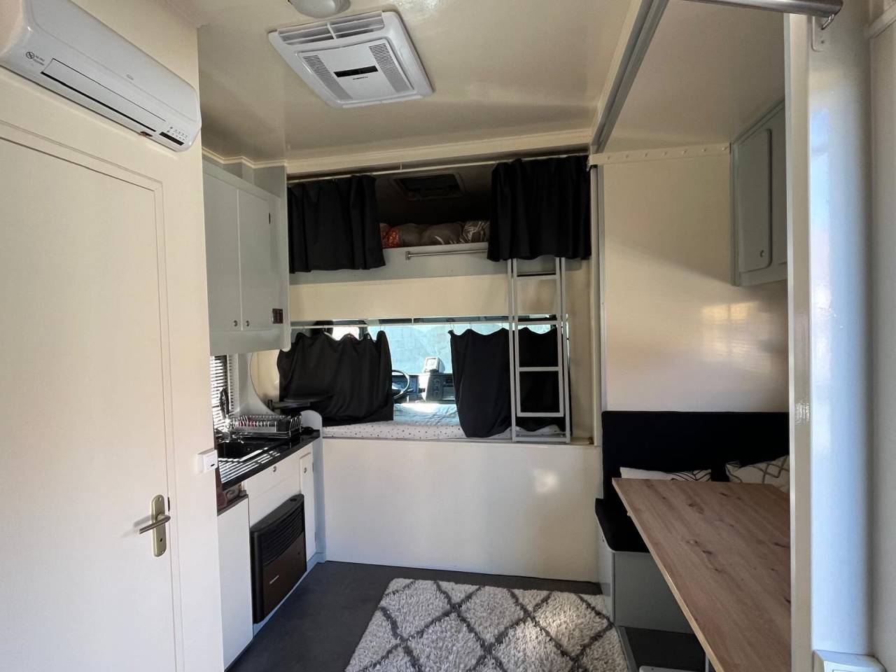 Camión para caballos Renault Premuim 340 1996 De segunda mano