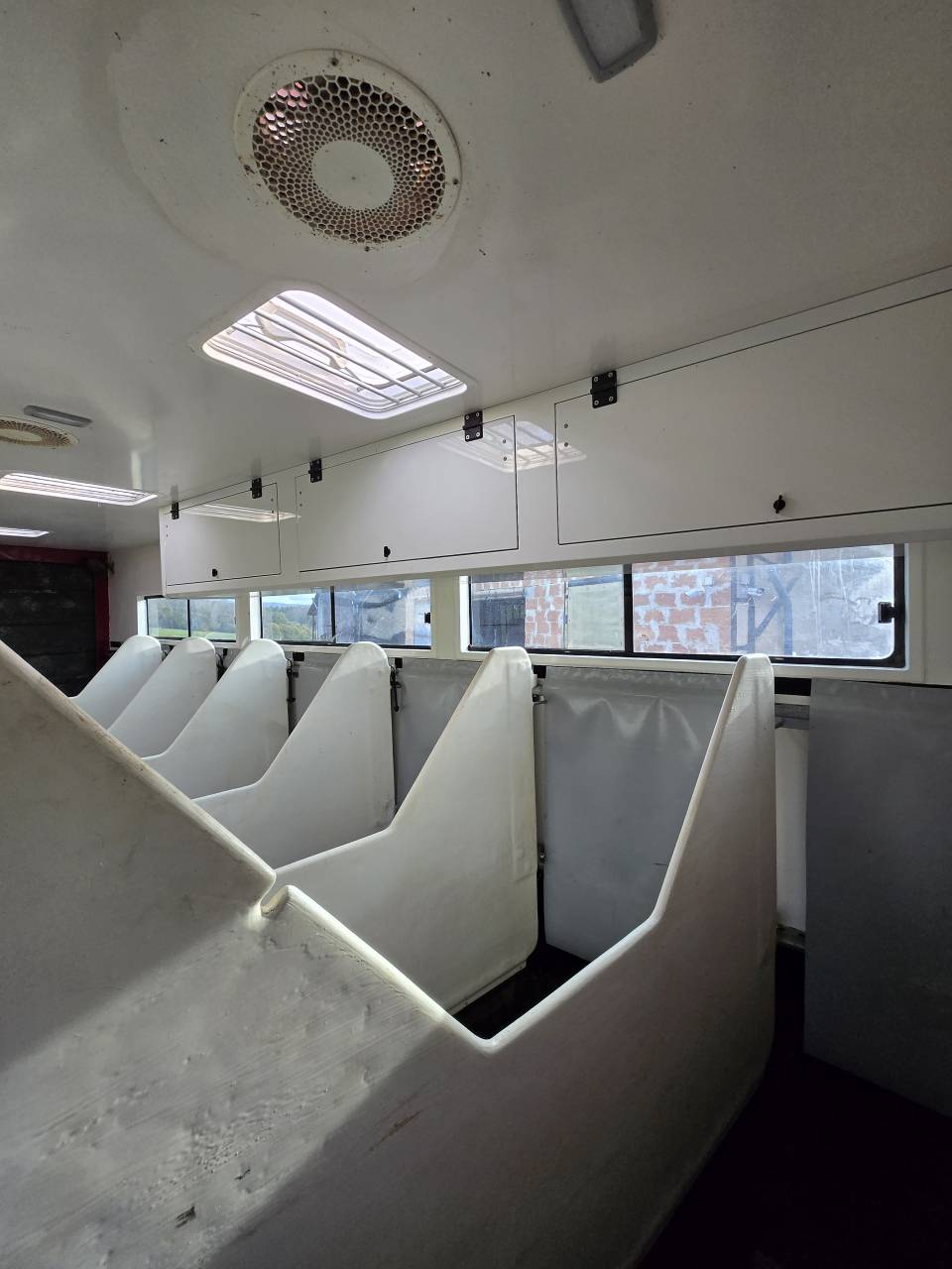 Camión para caballos Volvo FH 460CH EURO6 2017 De segunda mano