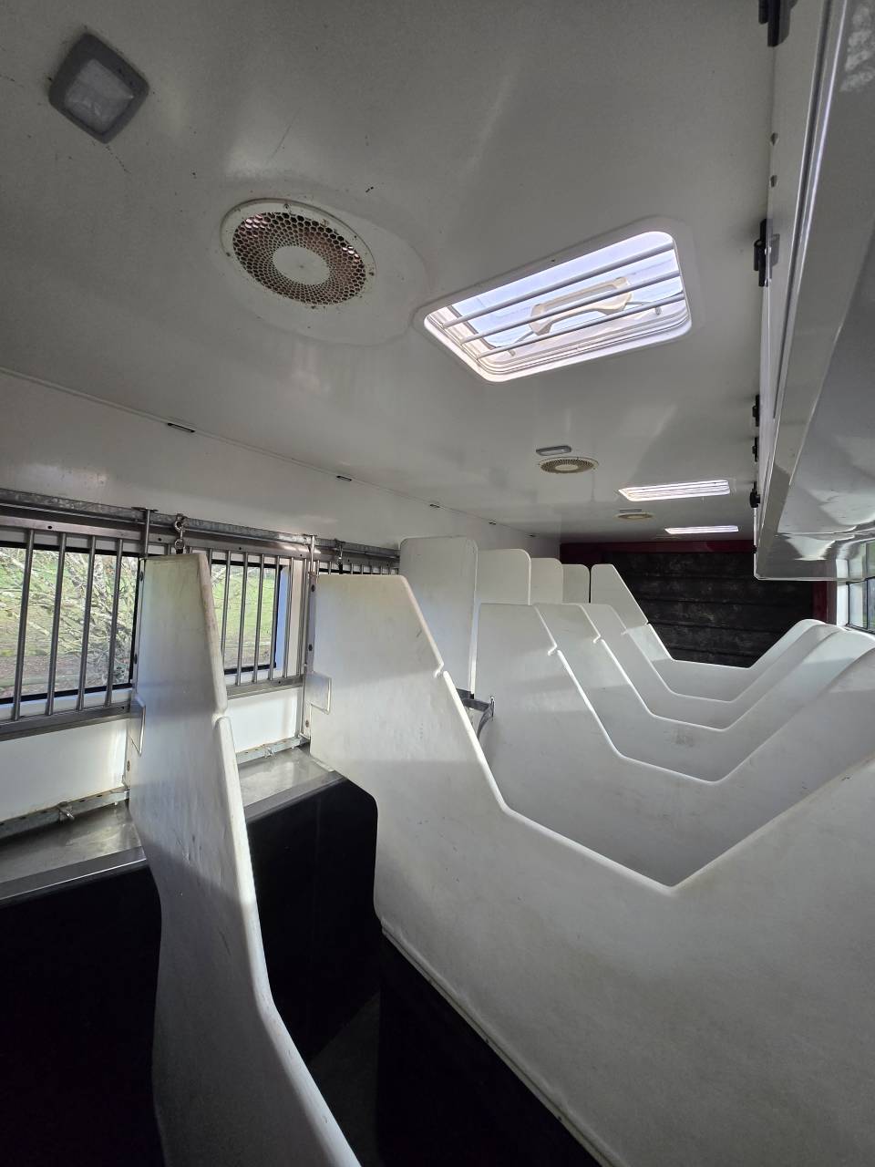 Camión para caballos Volvo FH 460CH EURO6 2017 De segunda mano