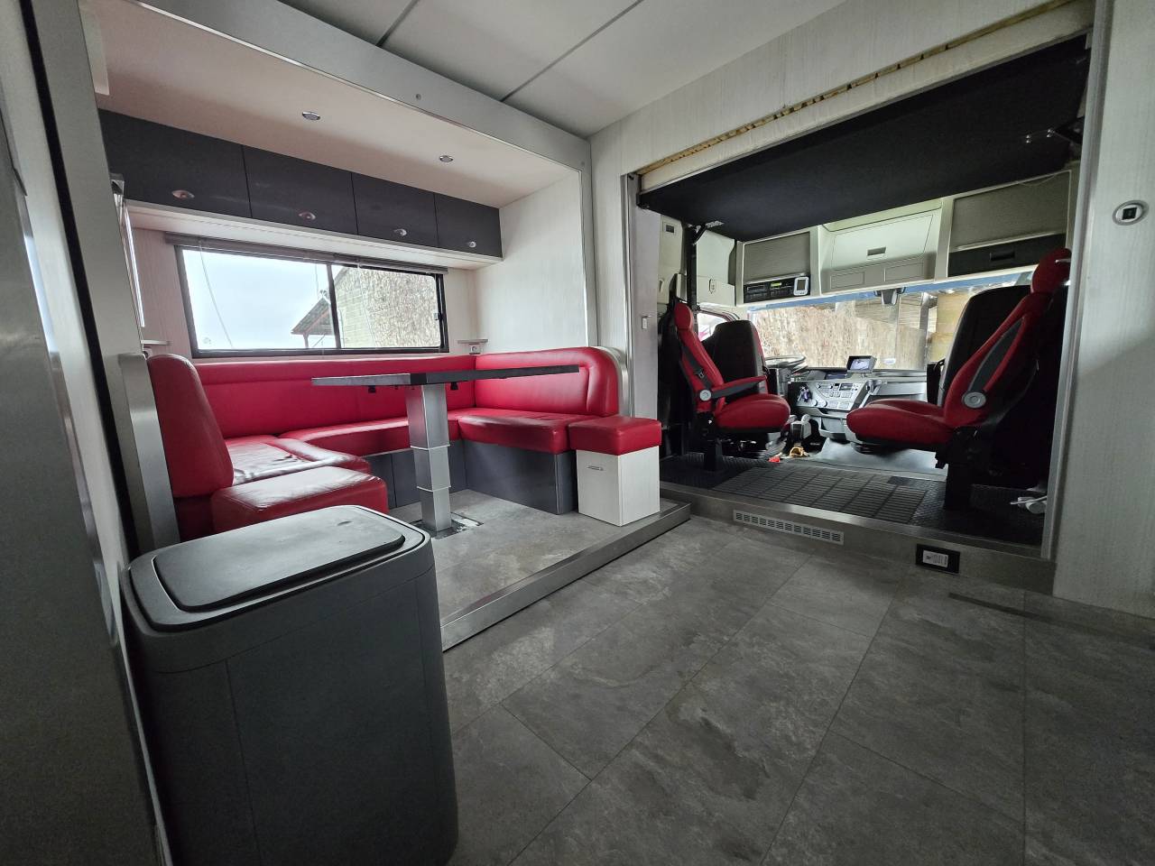 Camión para caballos Volvo FH 460CH EURO6 2017 De segunda mano