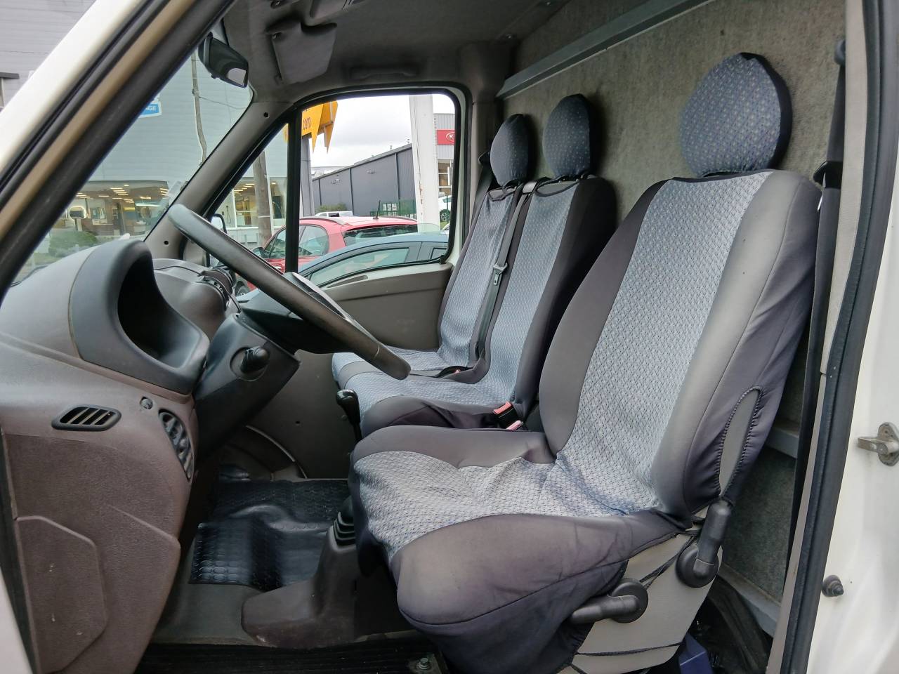 Furgoneta para caballos Renault MASTER 2001 De segunda mano