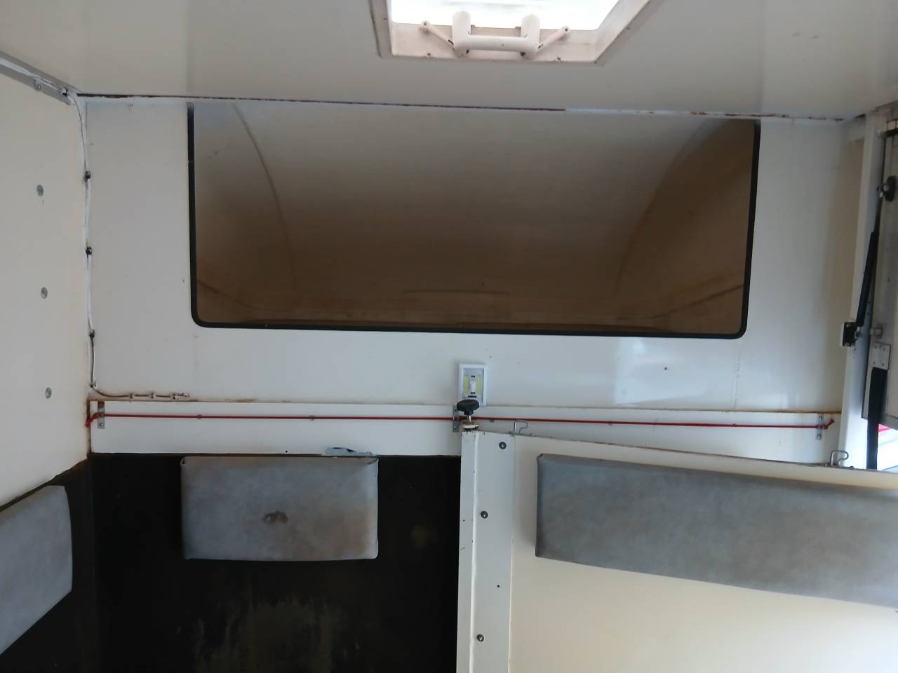 Furgoneta para caballos Renault MASTER 2001 De segunda mano