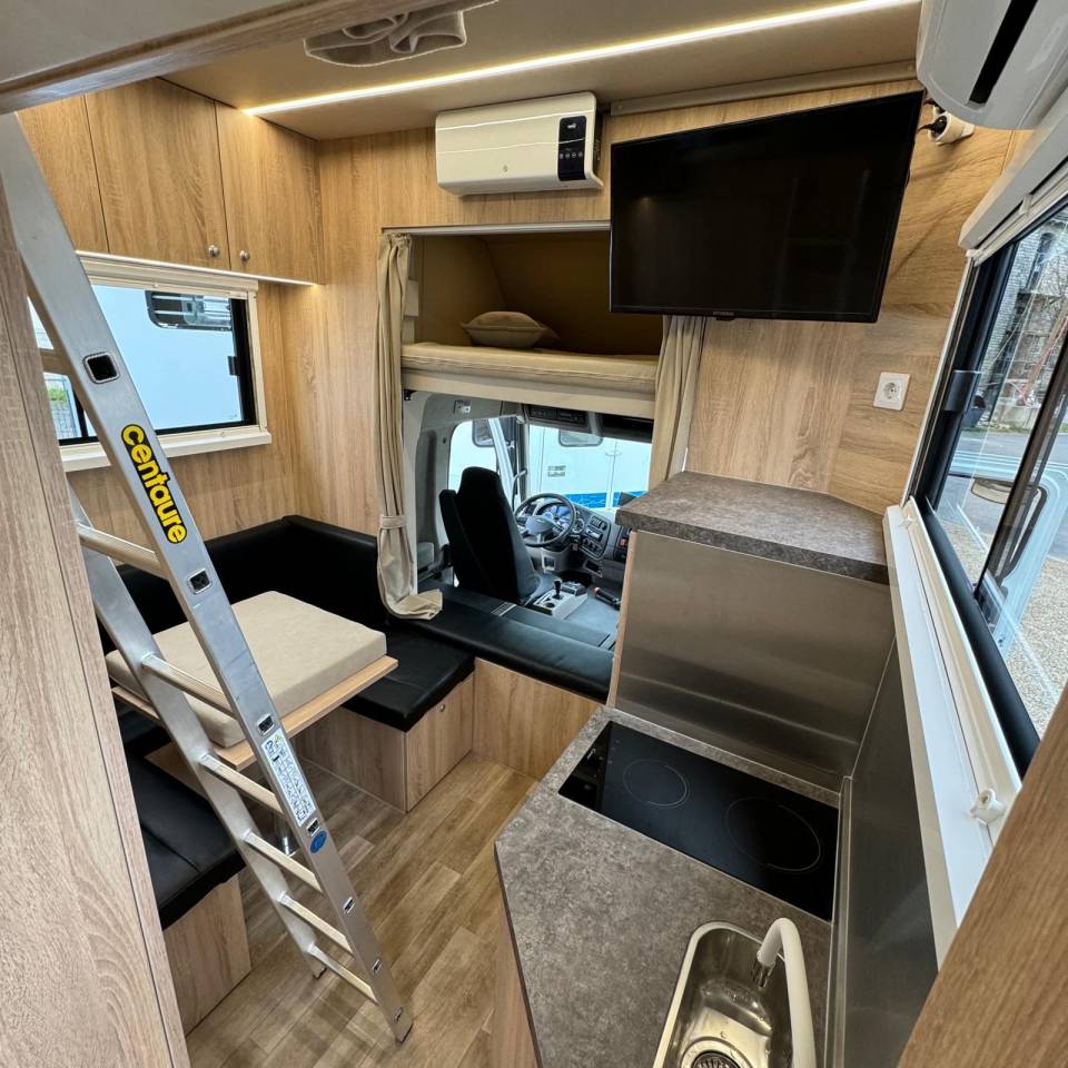 Camión para caballos Daf CONCEPTPGO 7  2013 De segunda mano