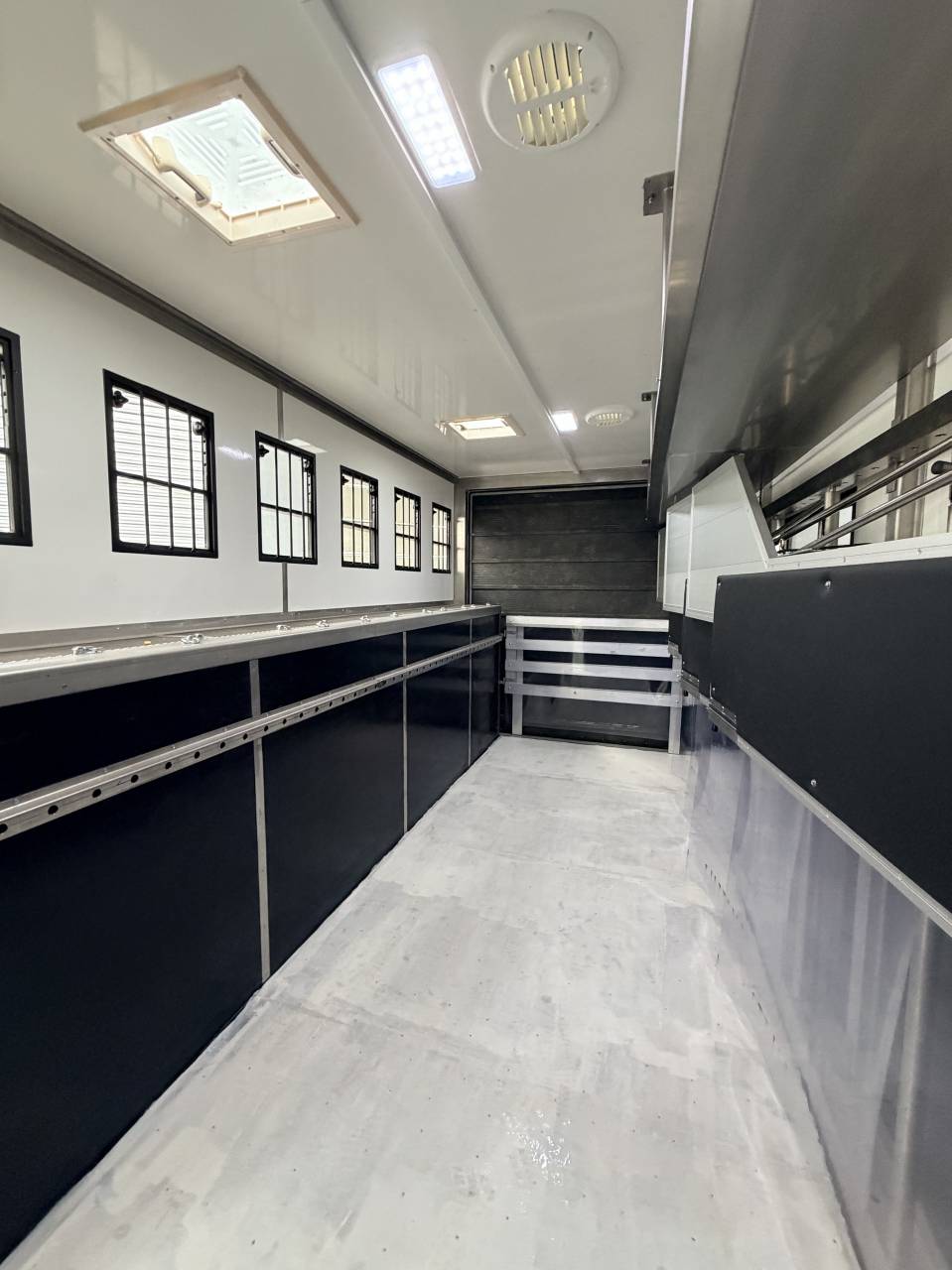 Camión para caballos Renault CONCEPTPGO7 2017 De segunda mano