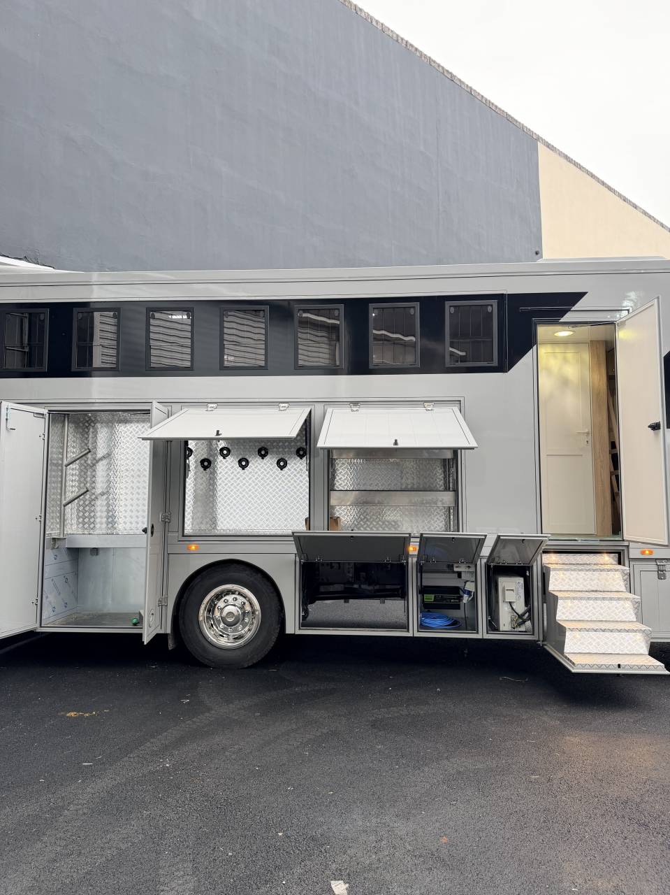 Camión para caballos Renault CONCEPTPGO7 2017 De segunda mano