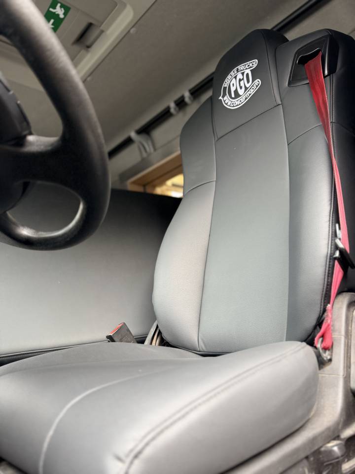 Camión para caballos Renault CONCEPTPGO7 2017 De segunda mano