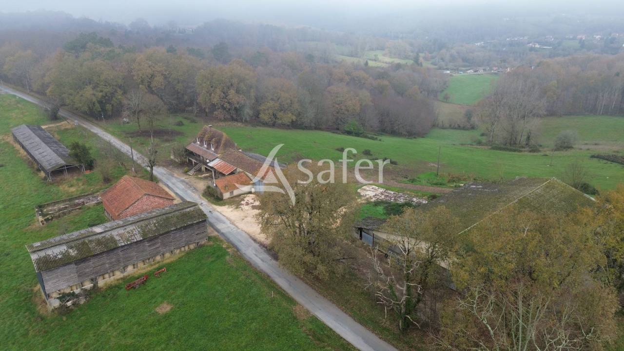 Explotaci&oacute;n ovina En venta Dordo&ntilde;a