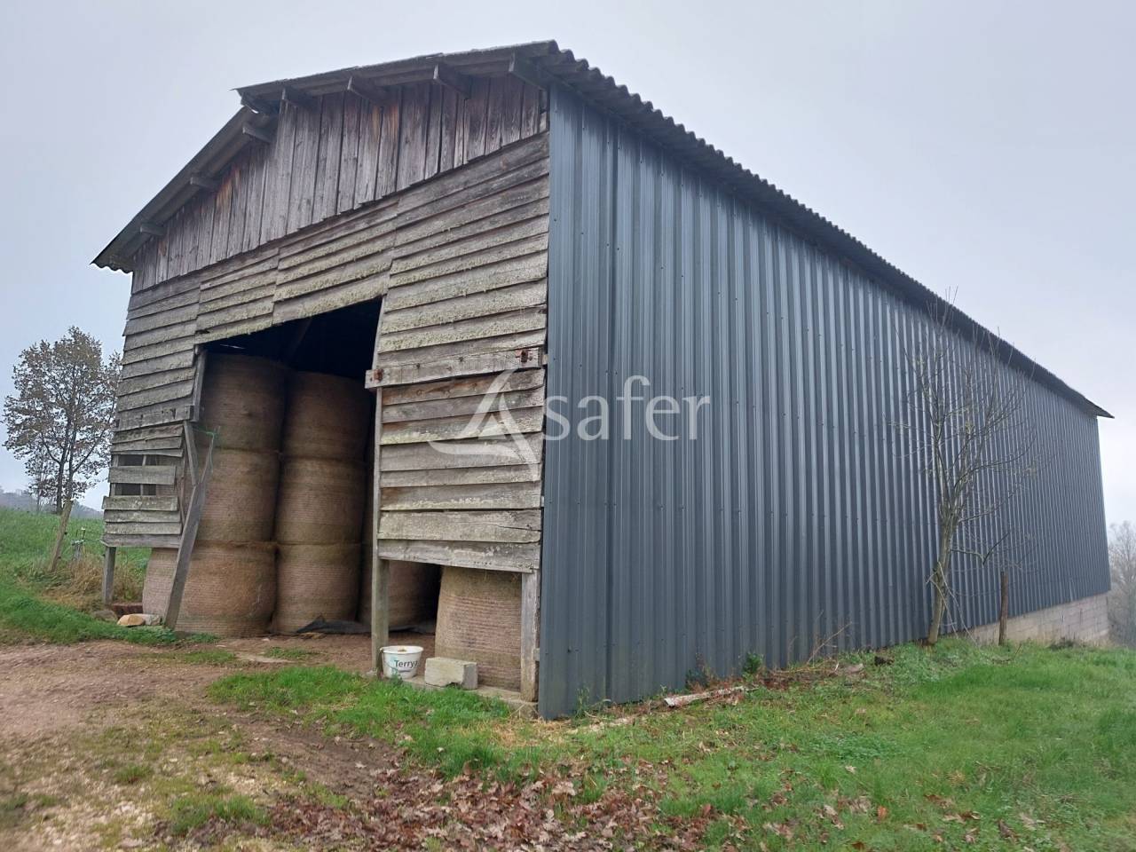 Explotaci&oacute;n ovina En venta Dordo&ntilde;a