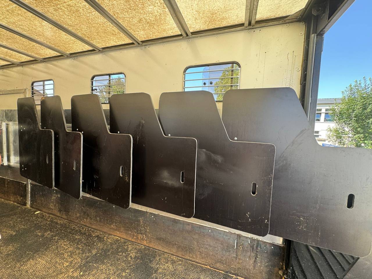 Camión para caballos Daf  2011 De segunda mano