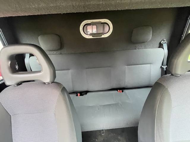 Furgoneta para caballos Theault  2013 De segunda mano