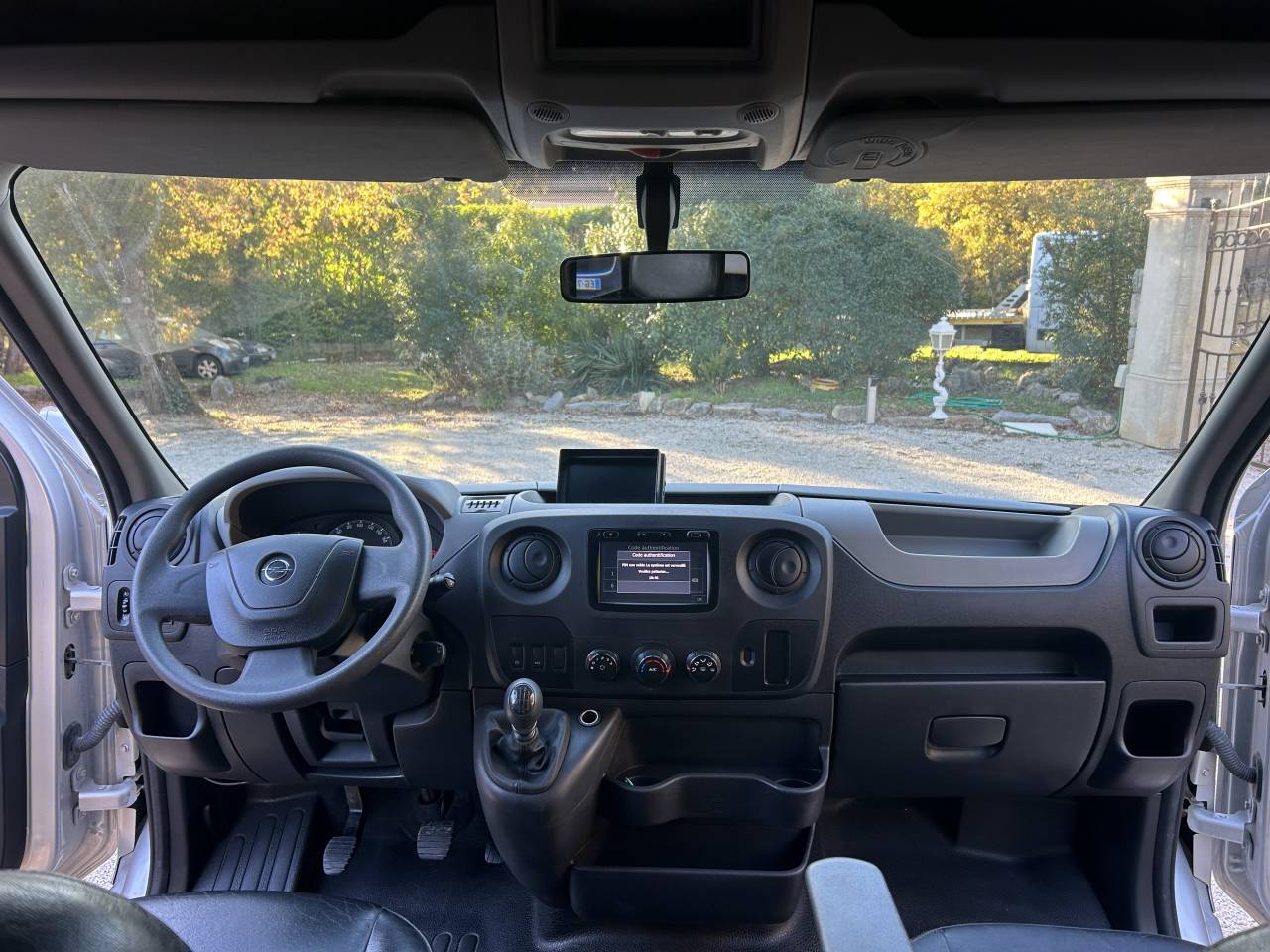 Van caballos STX MOVANO 2 Caballos 2017 De segunda mano