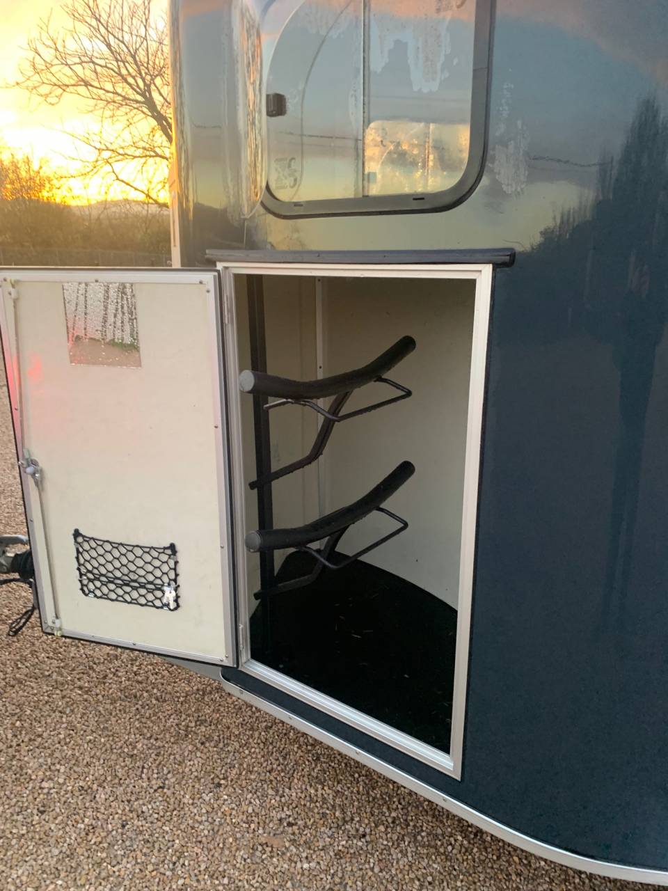 Van caballos Cheval Libert&eacute; GOLD 3 2 Caballos 2021 De segunda mano