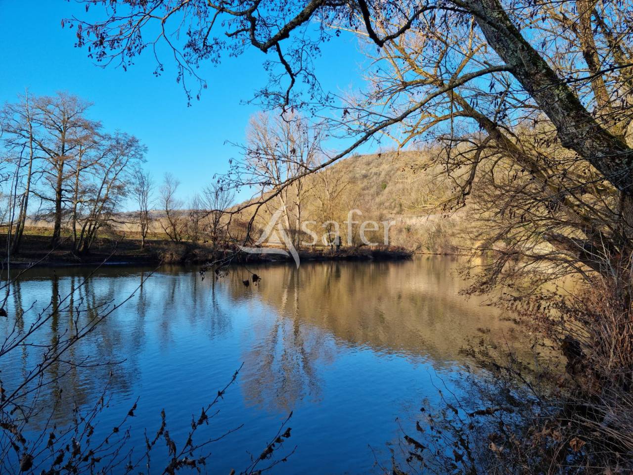 Explotaci&oacute;n hortensa En venta Lot