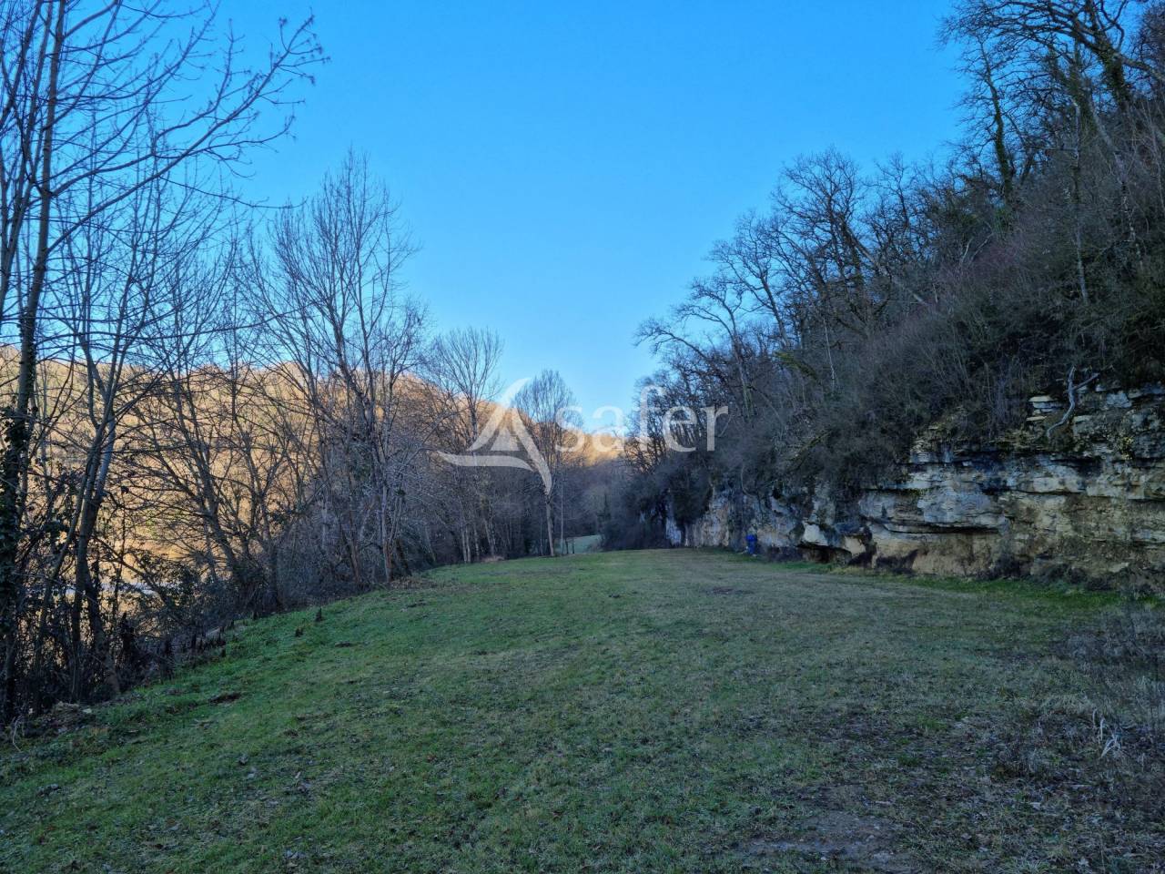 Explotaci&oacute;n hortensa En venta Lot