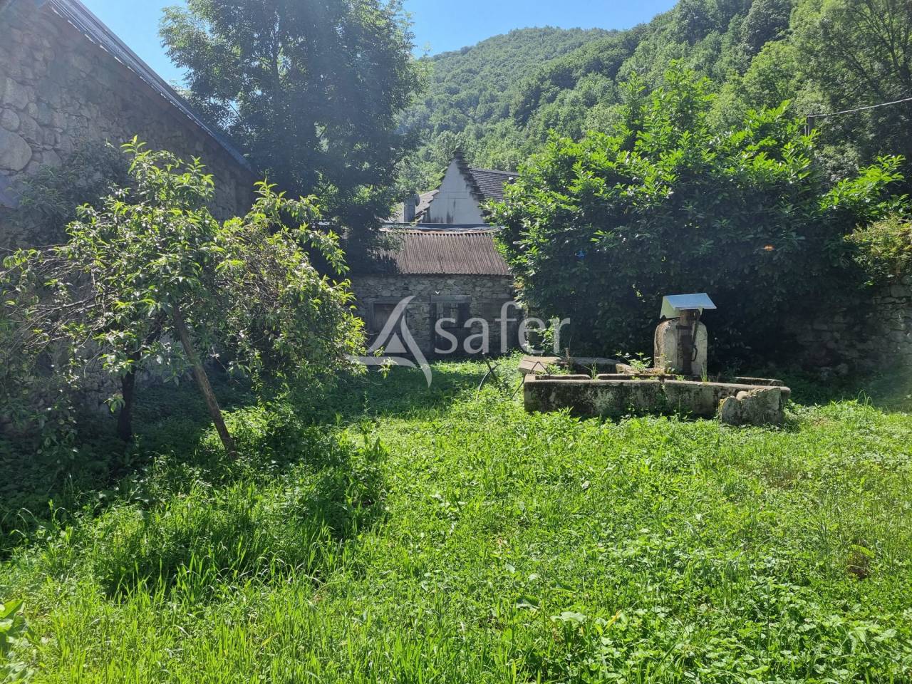 Explotaci&oacute;n agr&iacute;cola En venta Ari&egrave;ge