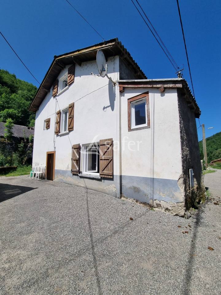 Explotaci&oacute;n agr&iacute;cola En venta Ari&egrave;ge