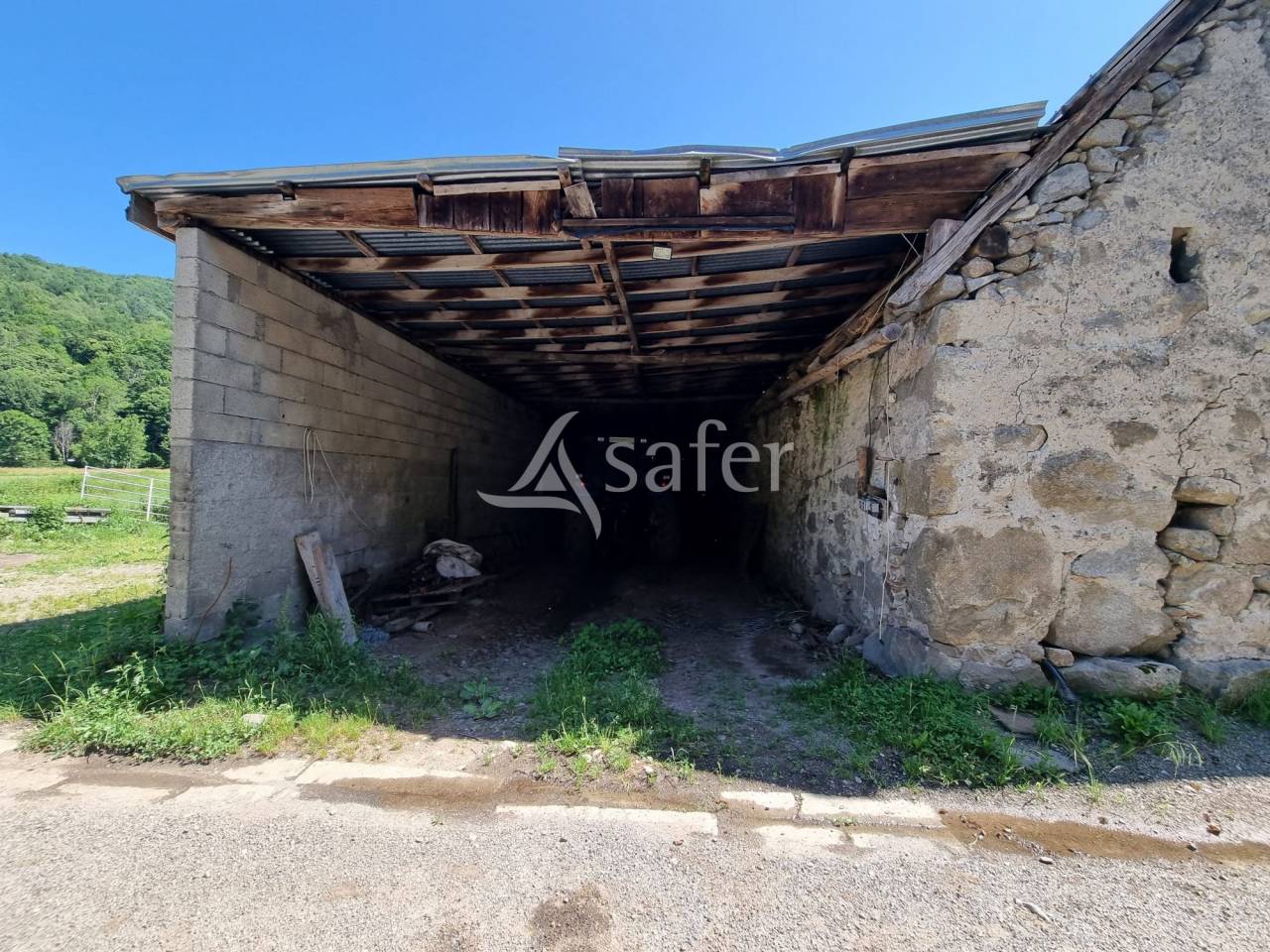 Explotaci&oacute;n agr&iacute;cola En venta Ari&egrave;ge