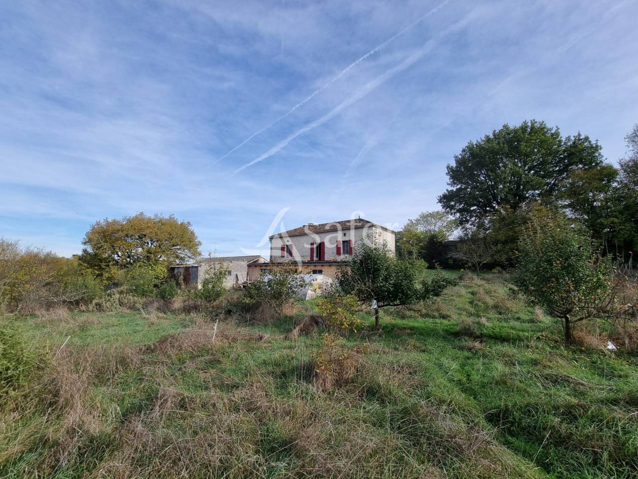 Explotaci&oacute;n agr&iacute;cola En venta Lot