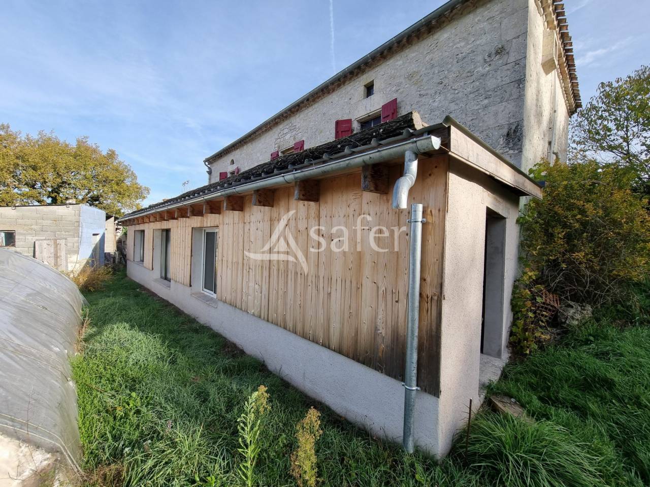 Explotaci&oacute;n agr&iacute;cola En venta Lot