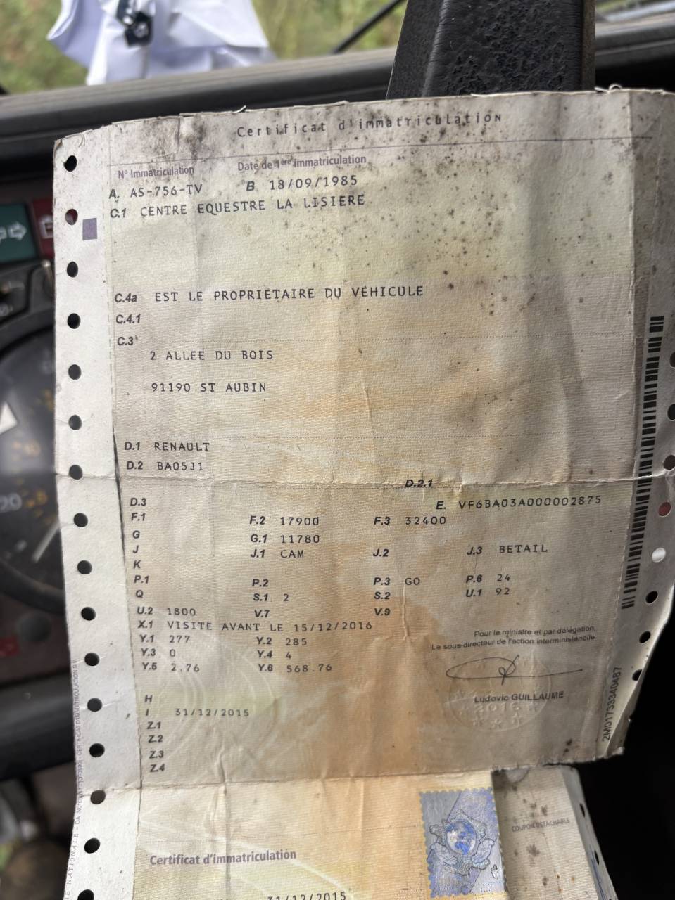 Camión para caballos Renault Mildium 1985 De segunda mano