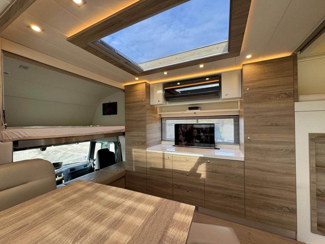 Cami&oacute;n para caballos Volvo STX 2018 De segunda mano