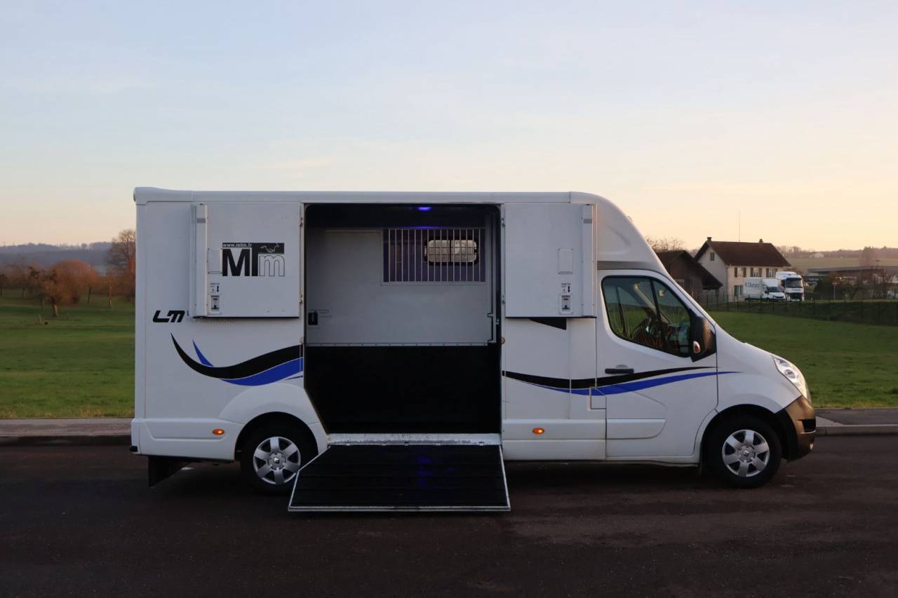 Furgoneta para caballos MTM FILOVAN MASTER  2018 De segunda mano