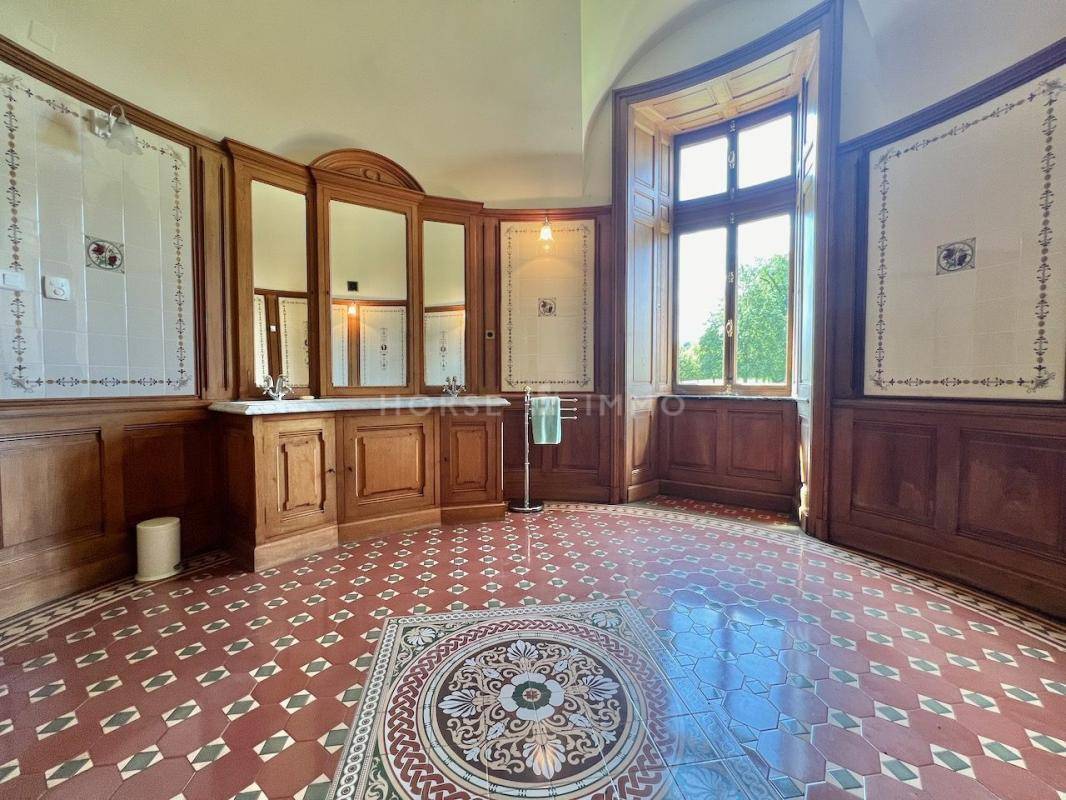 Bonita residencia ecuestre En venta Jura