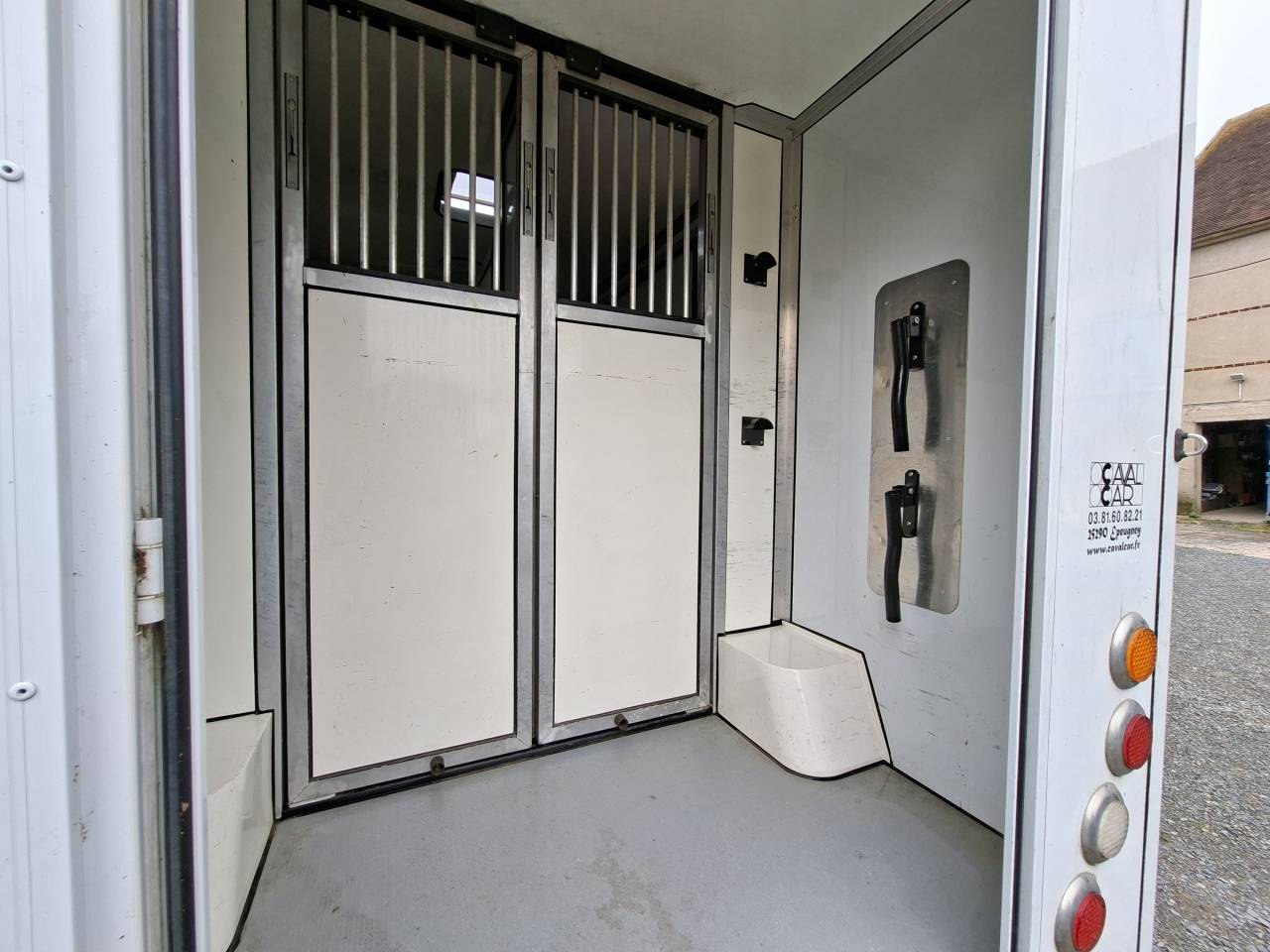 Furgoneta para caballos Cavalcar Renault Master 2021 De segunda mano